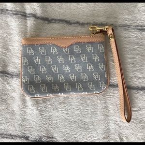Dooney & Bourke Coin purse